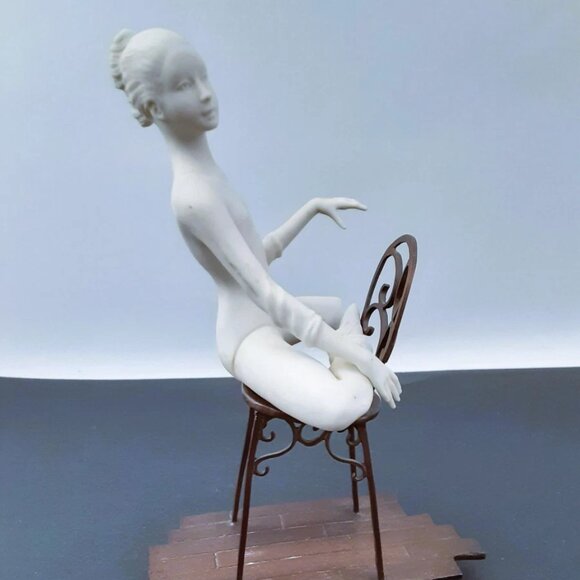 Vintage Collectible Boehm Porcelain and Bronze "Young Dancers" Sitting on Chair - Picture 3 of 4